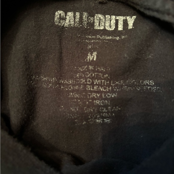 Call of Duty Black Ops 4 Battery T-Shirt - Picture 3 of 3